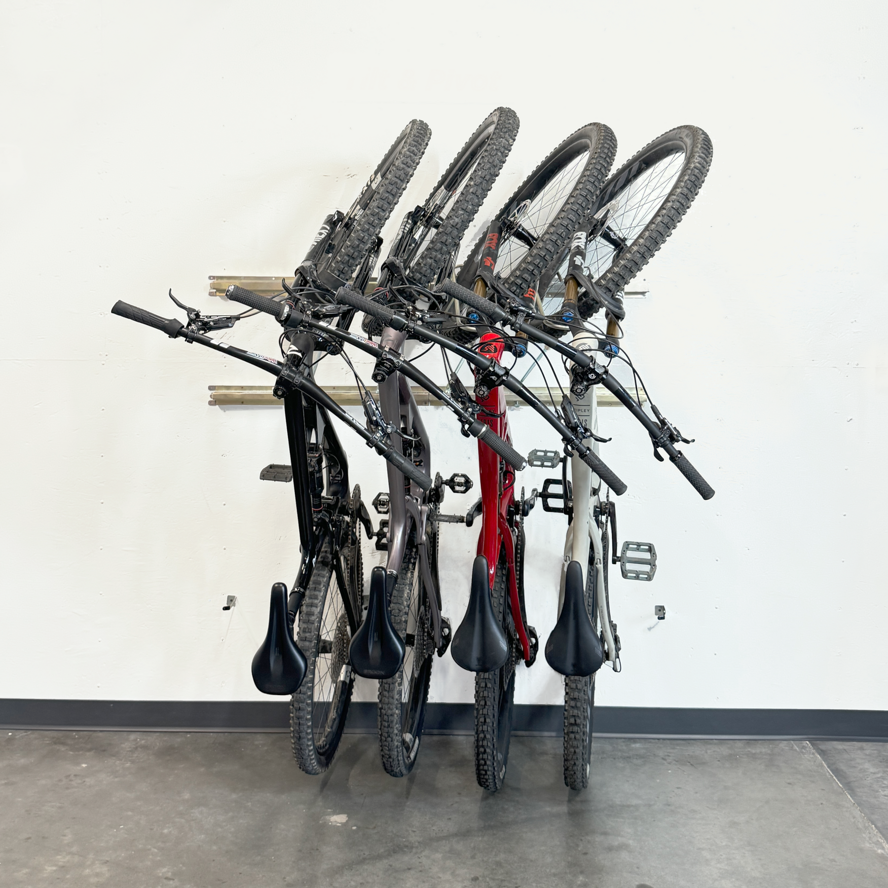 Virginia Tech Bike Rack Tilt & Pivot Garage Bike Rack – VelociRAX Europe